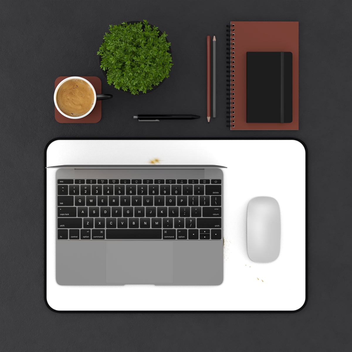 Ragon Sleeping Bee Desk Mat — Whimsical Mousepad for Kids & Home Office